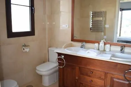 Marbella, Los Arqueros Golf & Country Club, Sleeps 7 Plus 1 Child Spagna